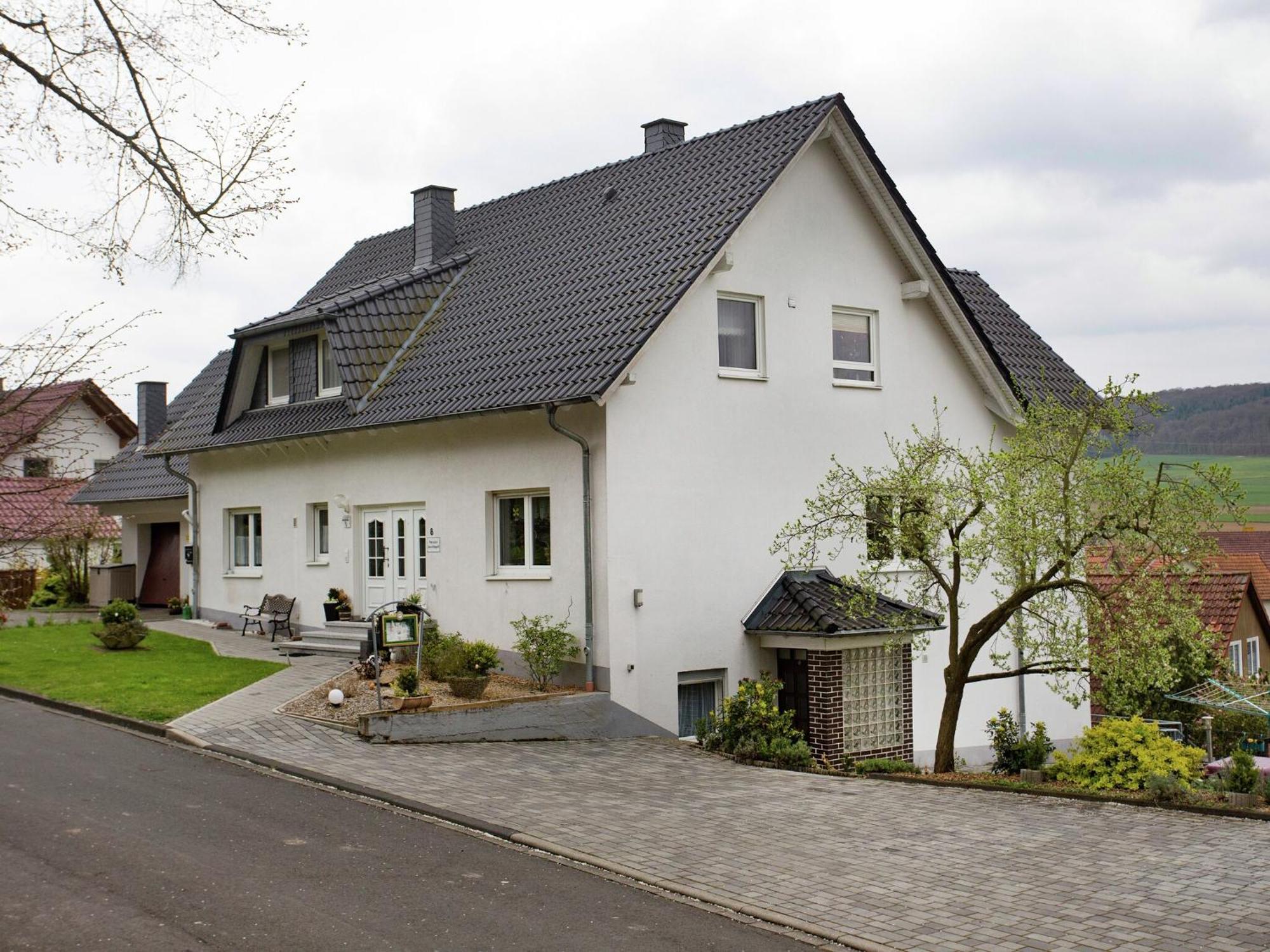 Large Detached Holiday Home In Hesse With Private Garden And Terrace Homberg  Exteriér fotografie