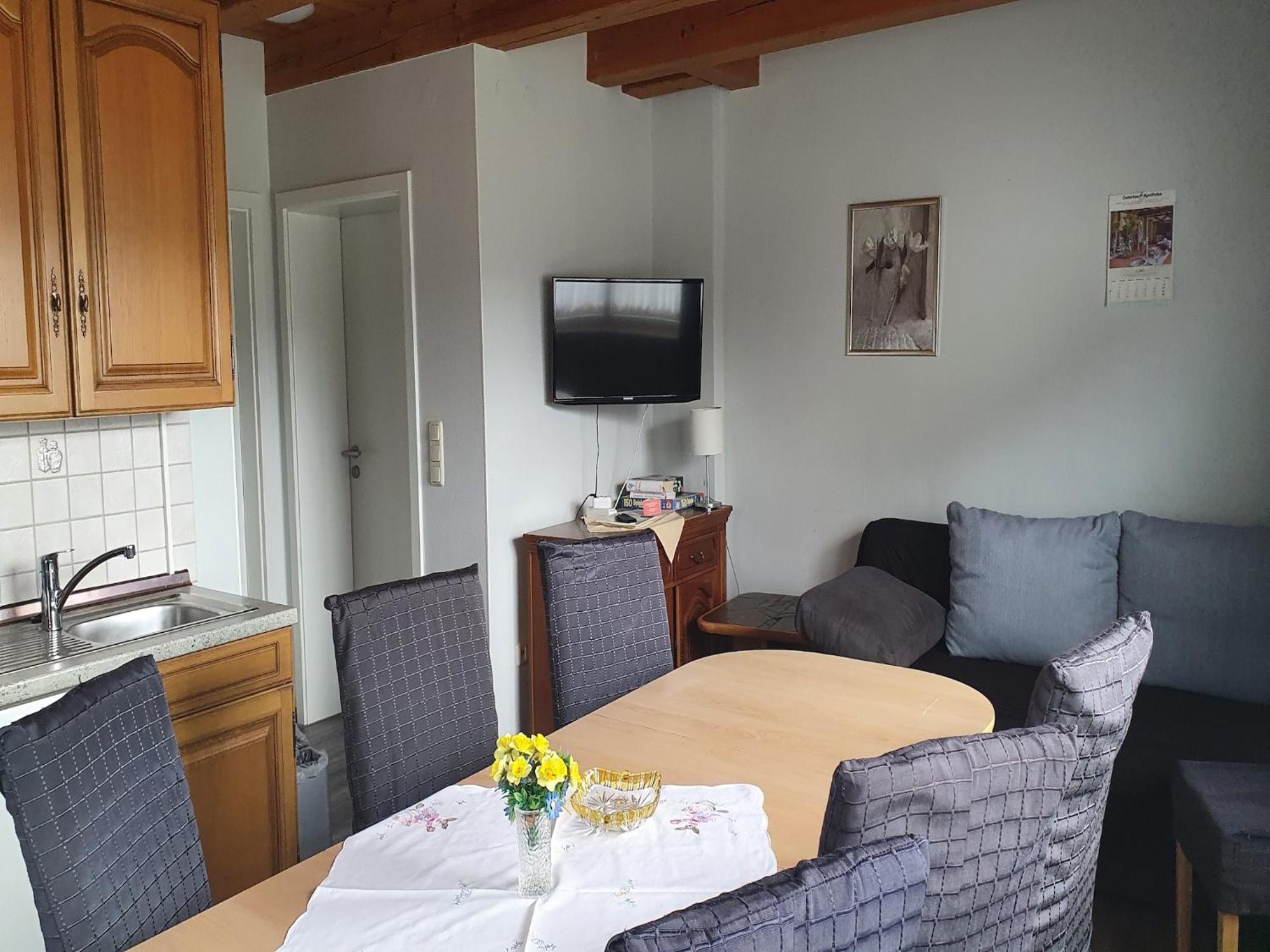 Large Detached Holiday Home In Hesse With Private Garden And Terrace Homberg  Exteriér fotografie